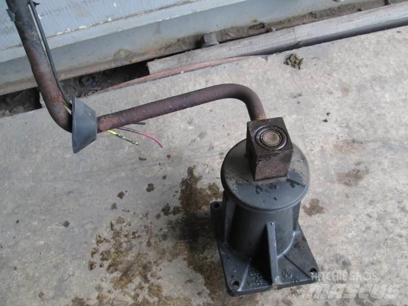Volvo VNM Diger aksam