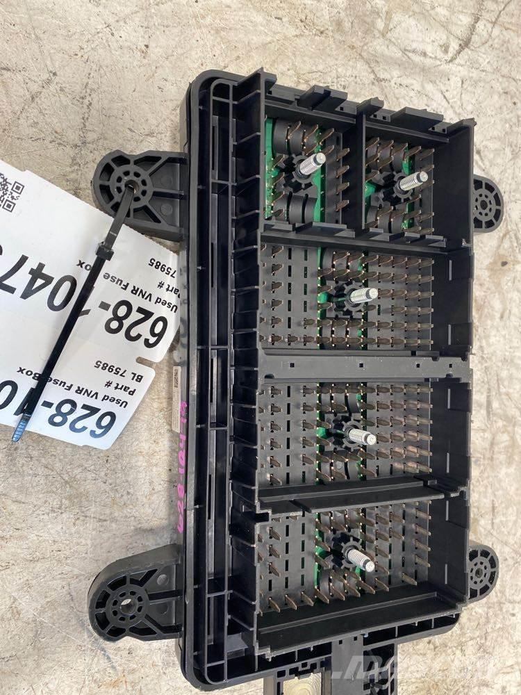 Volvo VNR Electronics