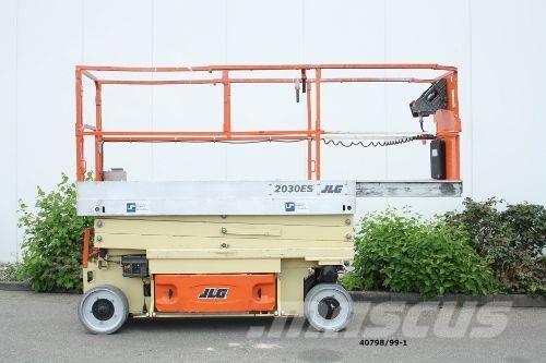 JLG 2030 ES Makasli platformlar