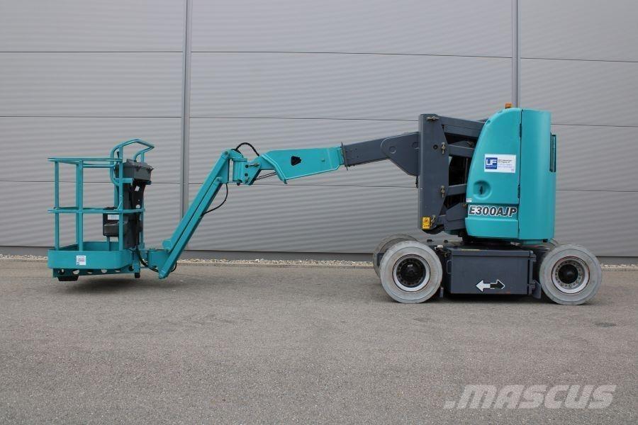 JLG E 300 AJP Körüklü personel platformları