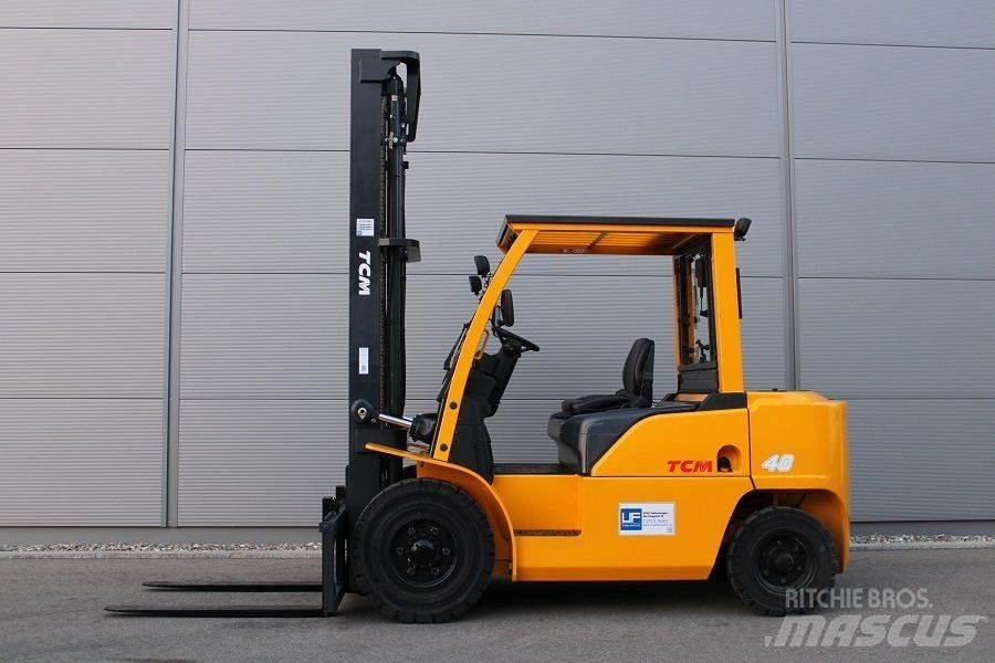 TCM D-1-F-A-40-Q Dizel forkliftler