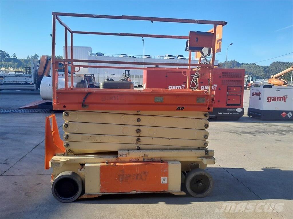 JLG 10RS Makasli platformlar