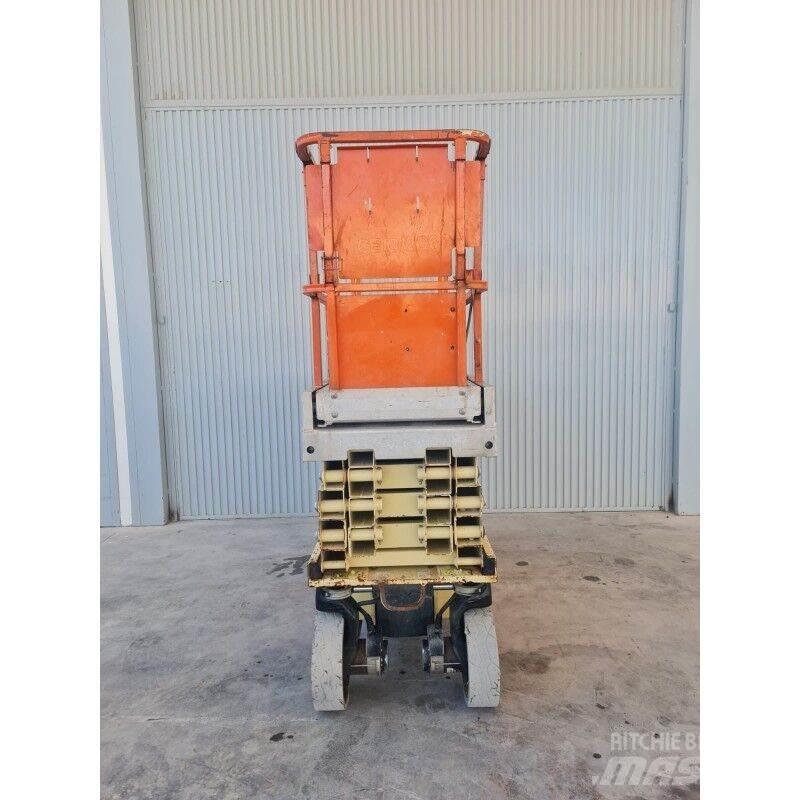 JLG 2630 ES Makasli platformlar