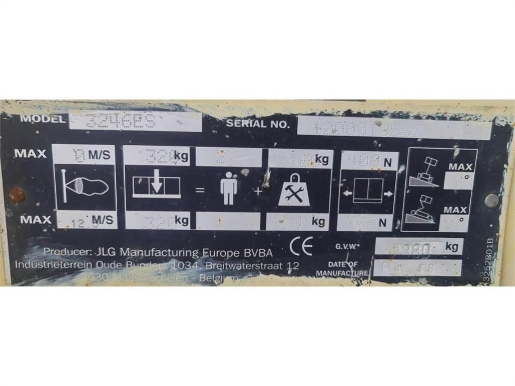 JLG 3246ES Makasli platformlar