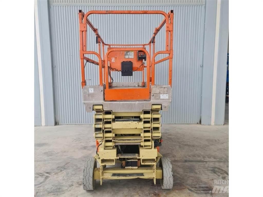 JLG 3246ES Makasli platformlar