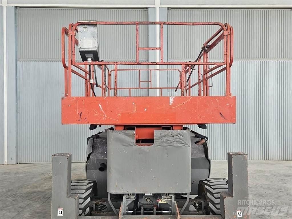 JLG 4394RT Makasli platformlar