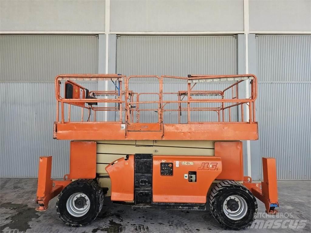 JLG 4394RT Makasli platformlar