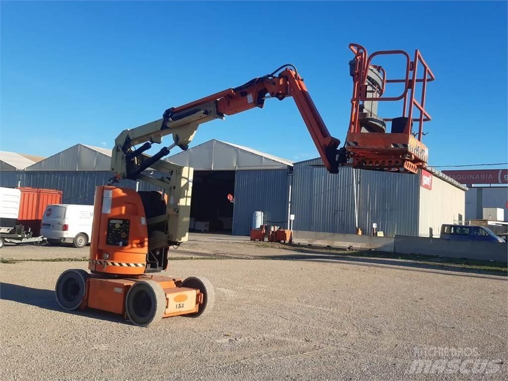 JLG E300AJP Körüklü personel platformları