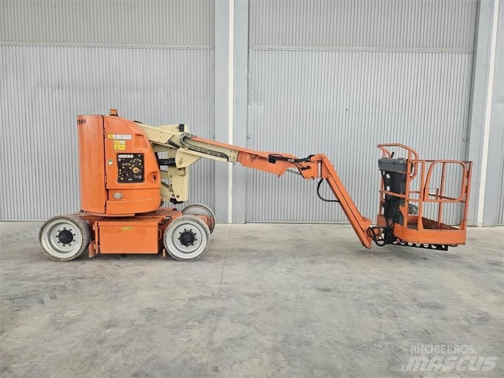 JLG E300AJP Körüklü personel platformları