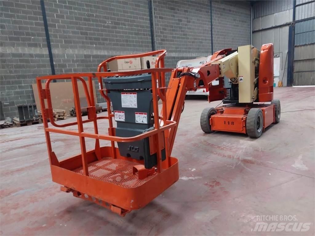 JLG E300AJP Körüklü personel platformları