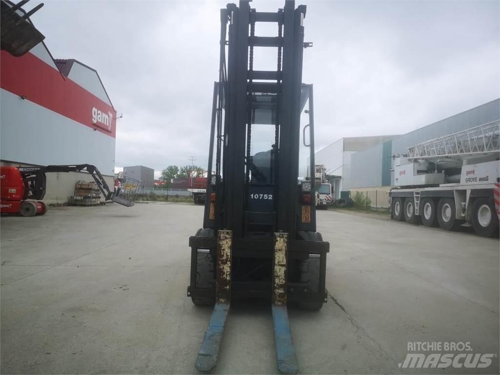 OM XE40 Elektrikli forkliftler