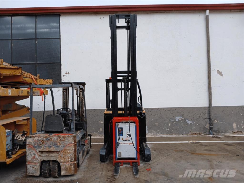 Yale MR14 Reach truck - depo içi istif araçları