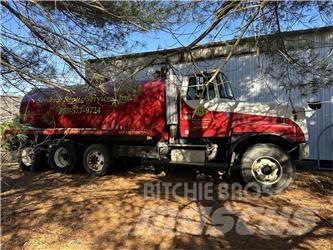 Volvo VNL Itfaiye araçlari