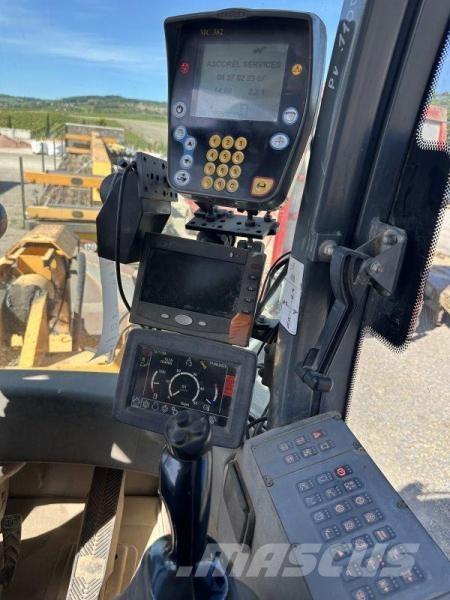 Liebherr L550 Tekerlekli yükleyiciler