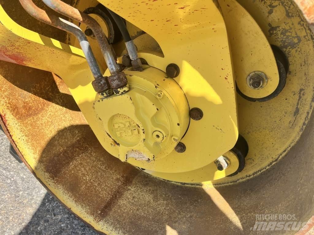Bomag BW 120 AD-4 Çift tamburlu silindirler
