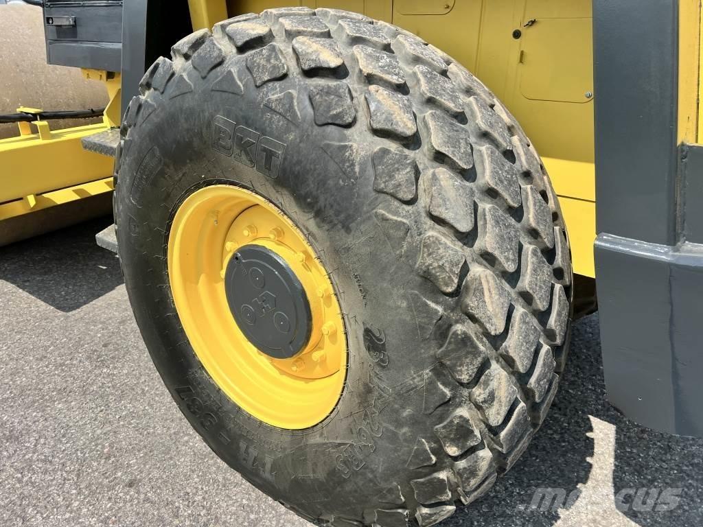 Bomag BW 213 D-2 Tek tamburlu silindirler