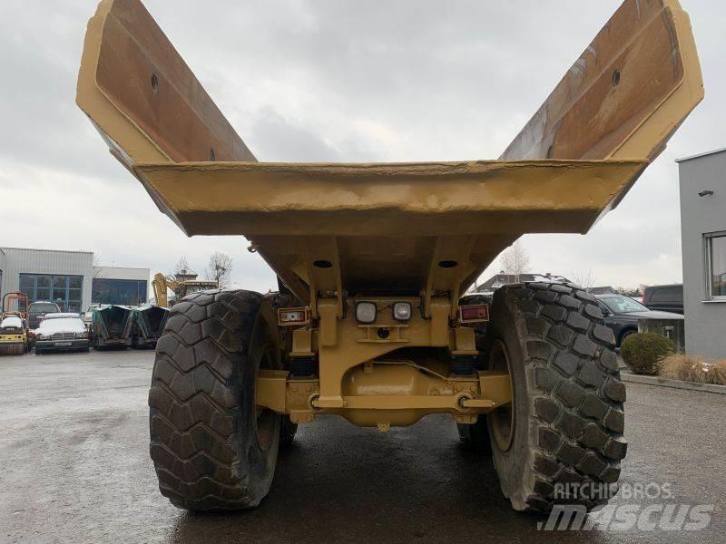 CAT 730 Belden kirma kaya kamyonu