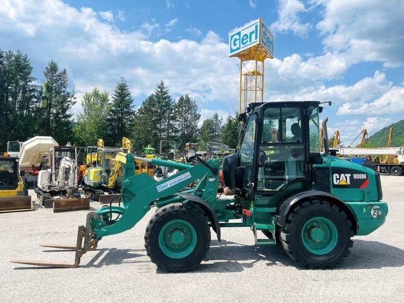 CAT 908M Tekerlekli yükleyiciler