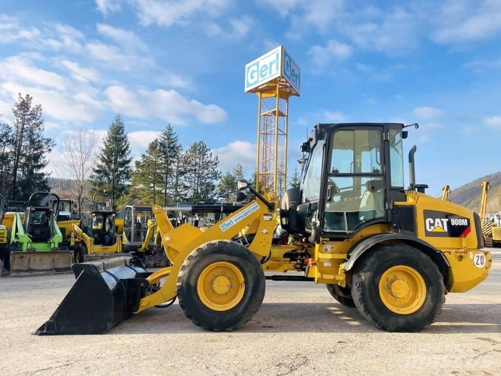 CAT 908M Tekerlekli yükleyiciler