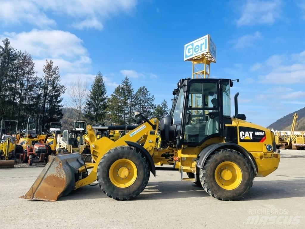 CAT 908M Tekerlekli yükleyiciler