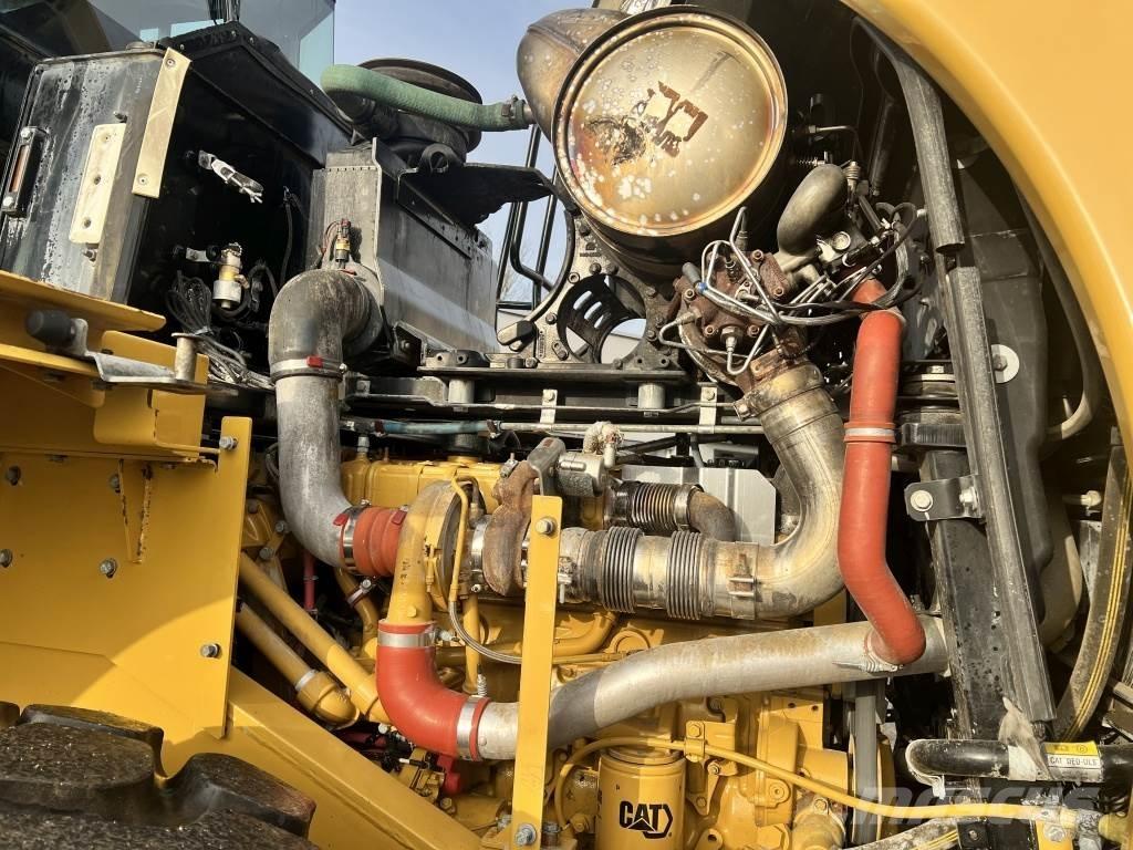 CAT 972 K Tekerlekli yükleyiciler