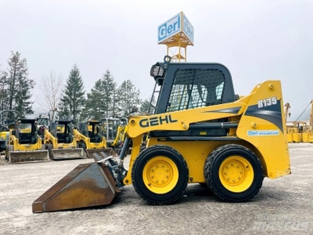 Gehl R135 Skid steer loderler