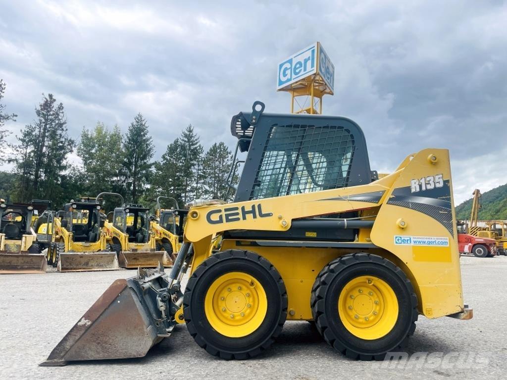 Gehl R135 Skid steer loderler