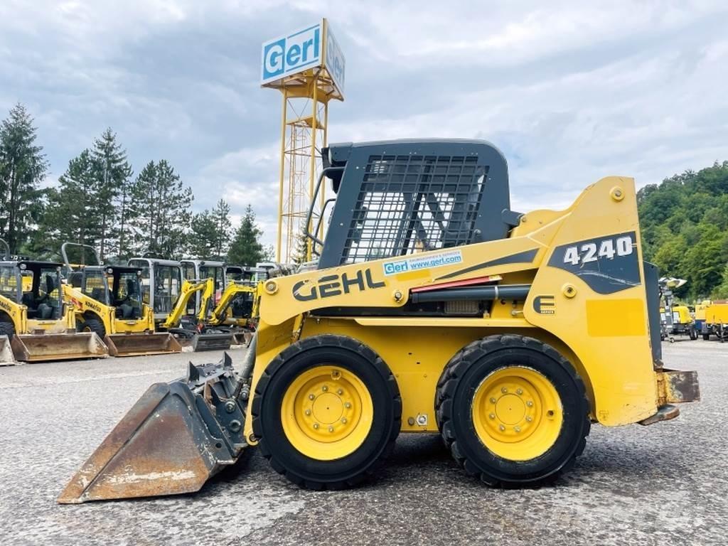 Gehl SL4240 Skid steer loderler