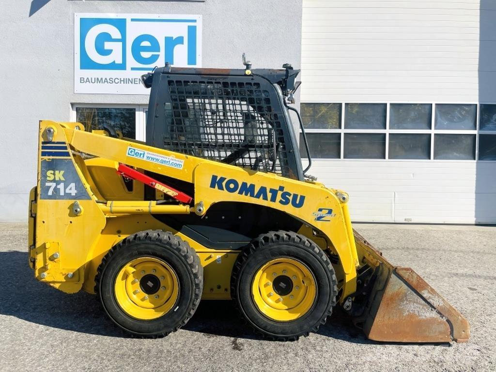 Komatsu SK714 Skid steer loderler