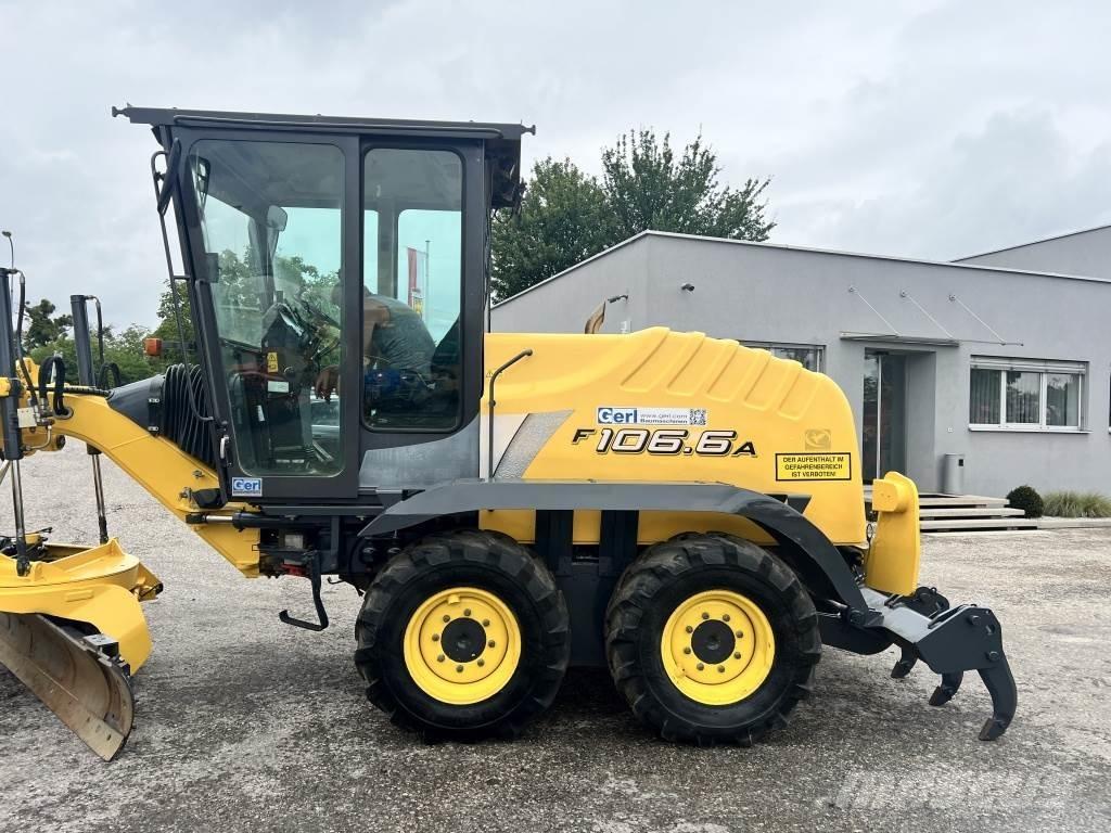 New Holland F 106.6 A Greyderler