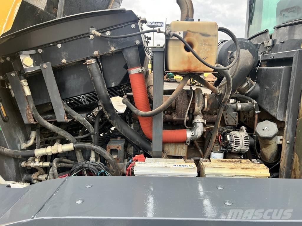 New Holland F 106.6 A Greyderler
