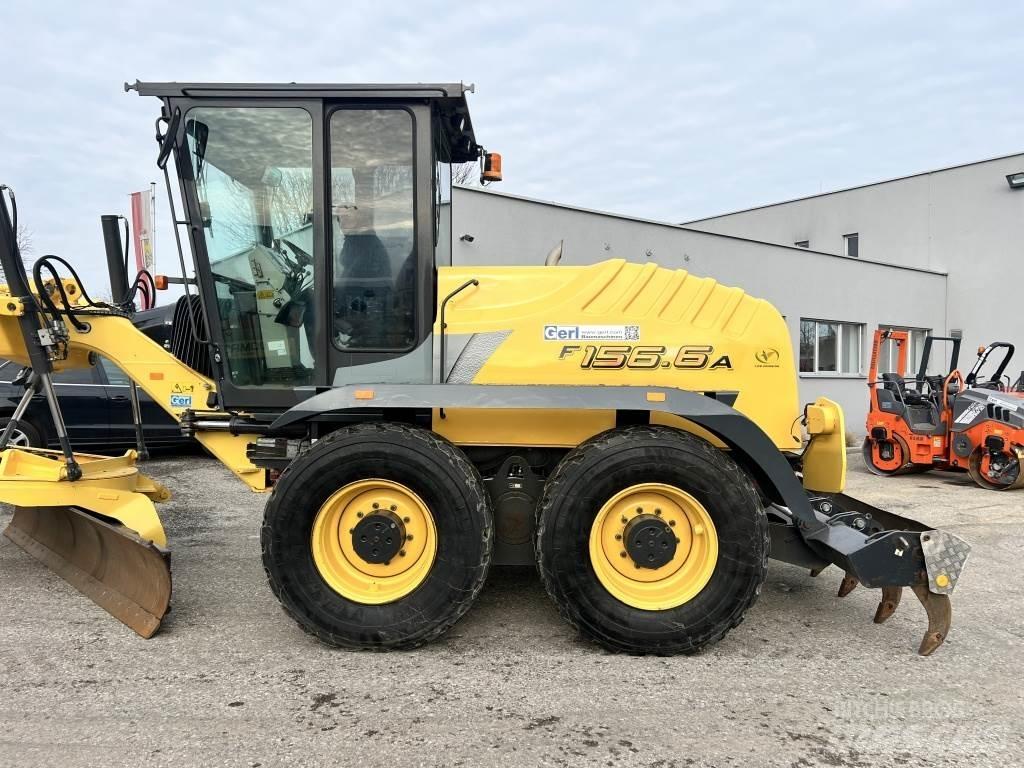 New Holland F 156.6 A Greyderler