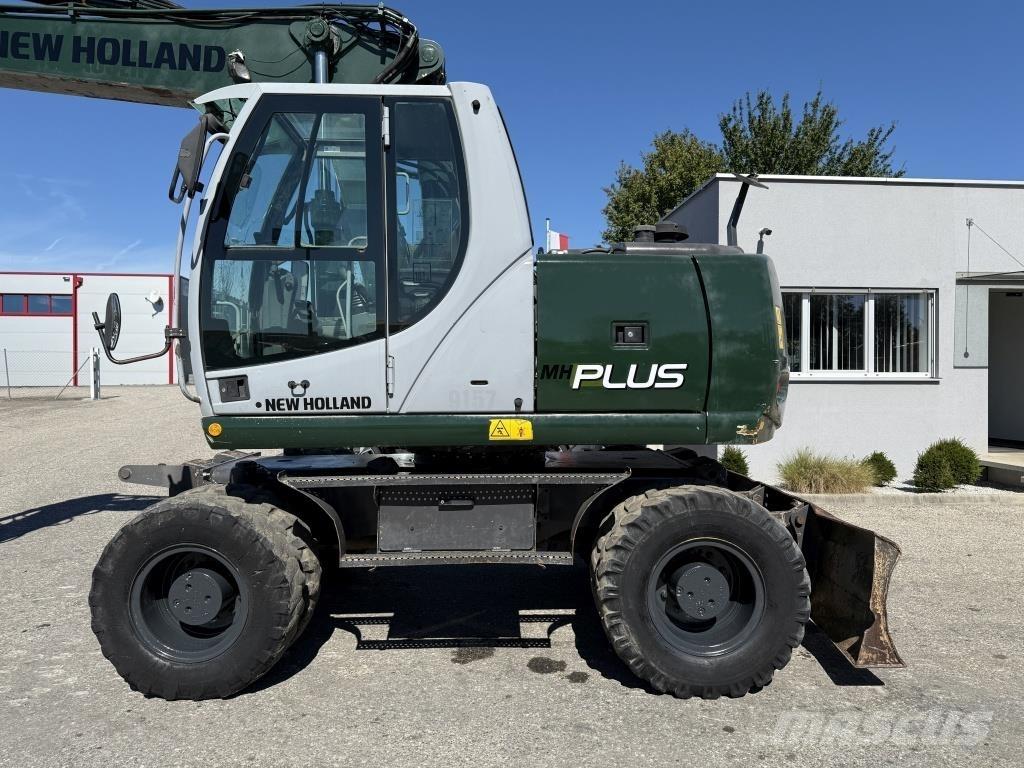 New Holland MH-Plus Lastik tekerli ekskavatörler