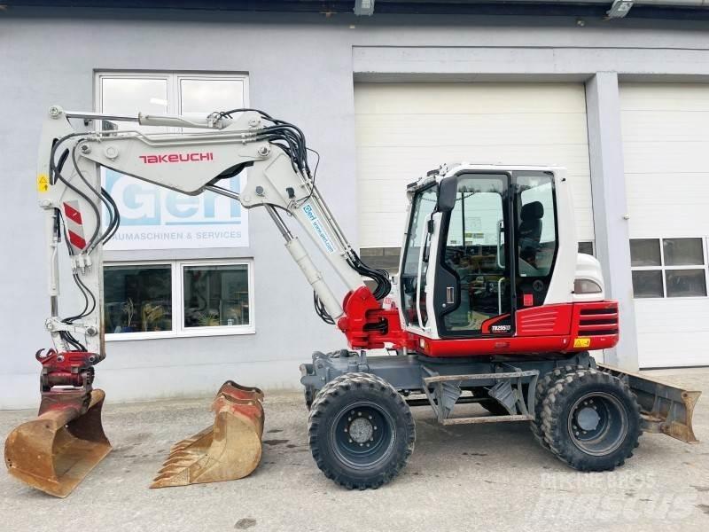 Takeuchi TB295W Lastik tekerli ekskavatörler