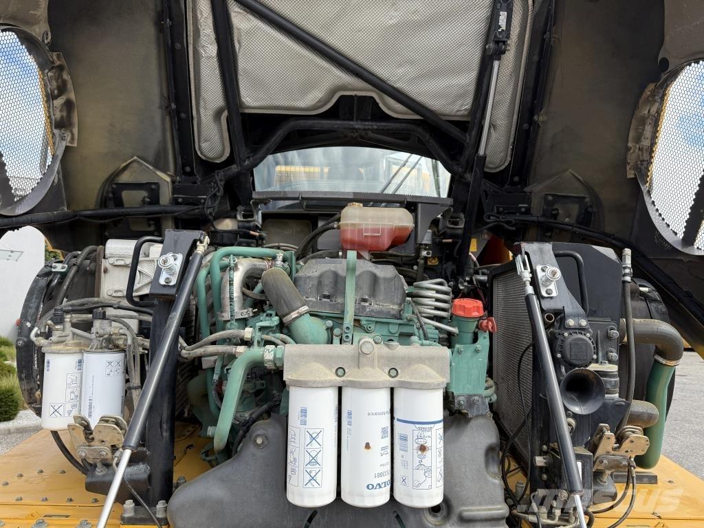 Volvo A 30 F Belden kirma kaya kamyonu
