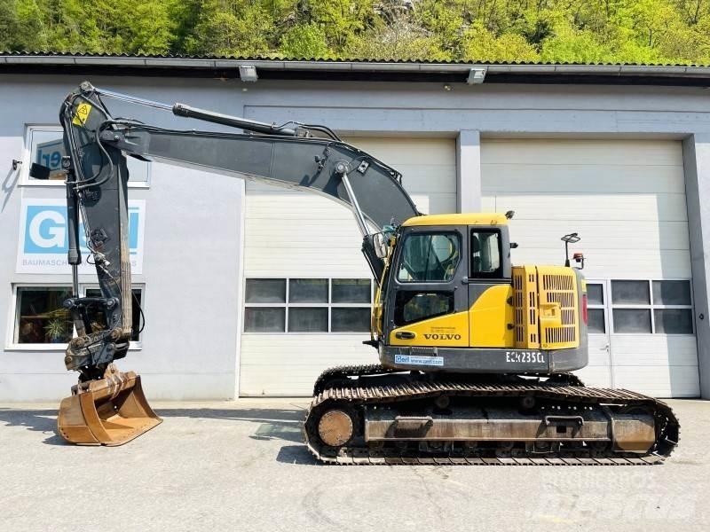 Volvo ECR235CL Paletli ekskavatörler