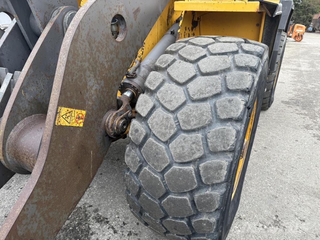 Volvo L 90 C Tekerlekli yükleyiciler
