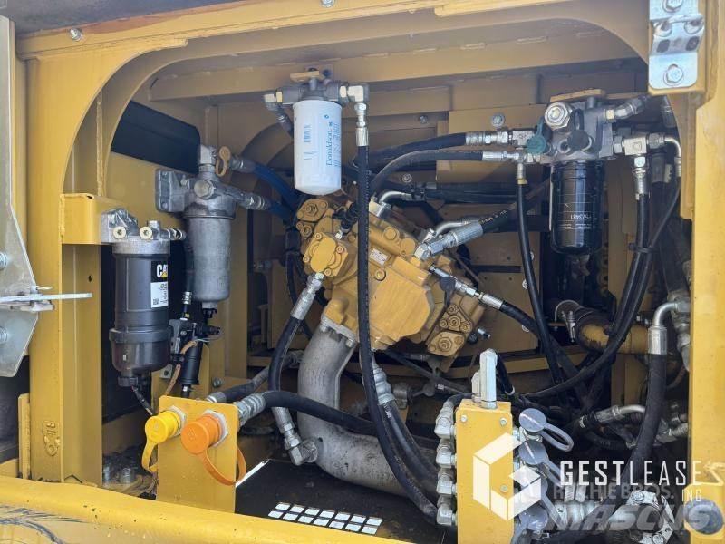CAT 330FLN Paletli ekskavatörler