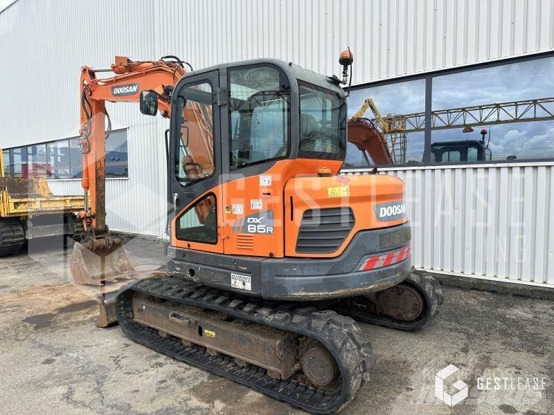Doosan DX85R-3 Mini ekskavatörler, 7 tona dek