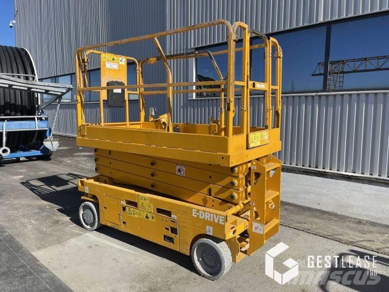 Genie GS-2646 Körüklü personel platformları
