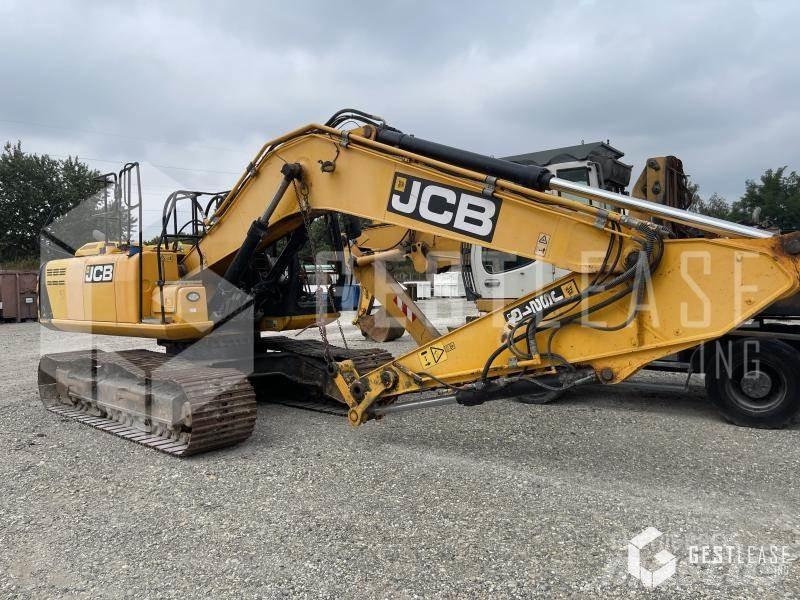 JCB JS210 Paletli ekskavatörler