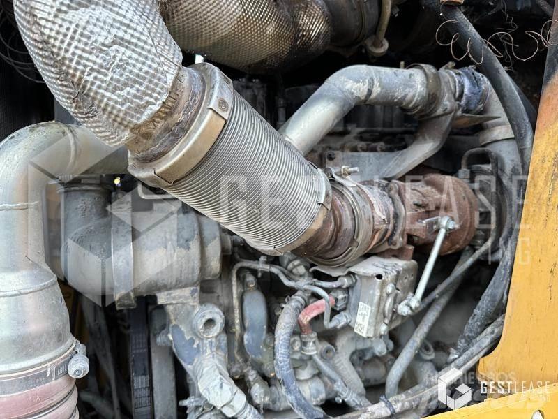 Liebherr LR636 Paletli yükleyiciler