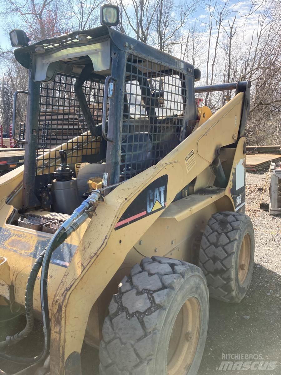 CAT 262B Skid steer loderler