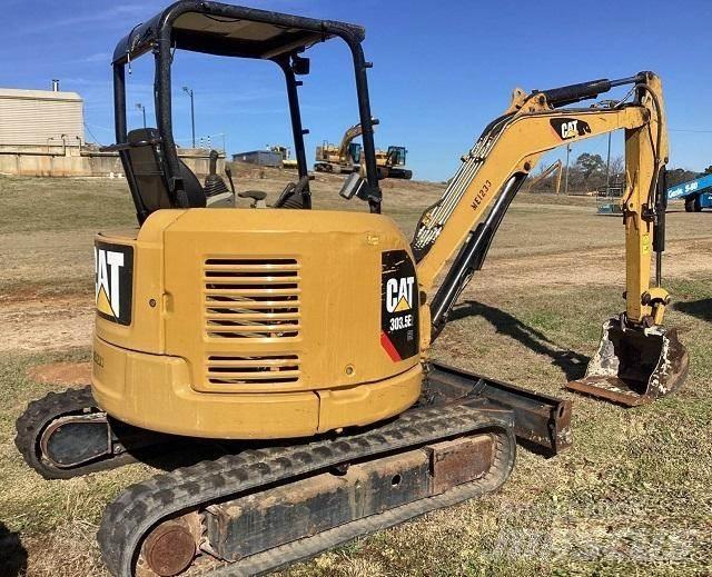 CAT 303.5E2 CR Mini ekskavatörler, 7 tona dek