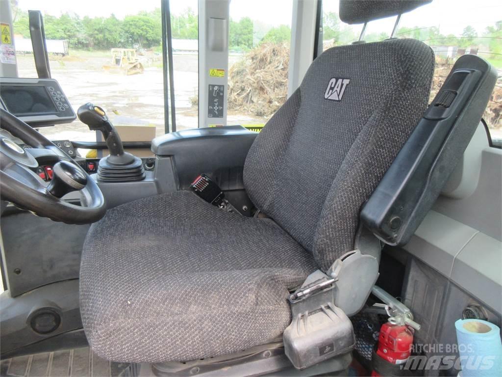 CAT 938M Tekerlekli yükleyiciler