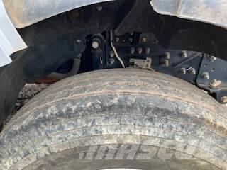 Ford F750 Su tankerleri