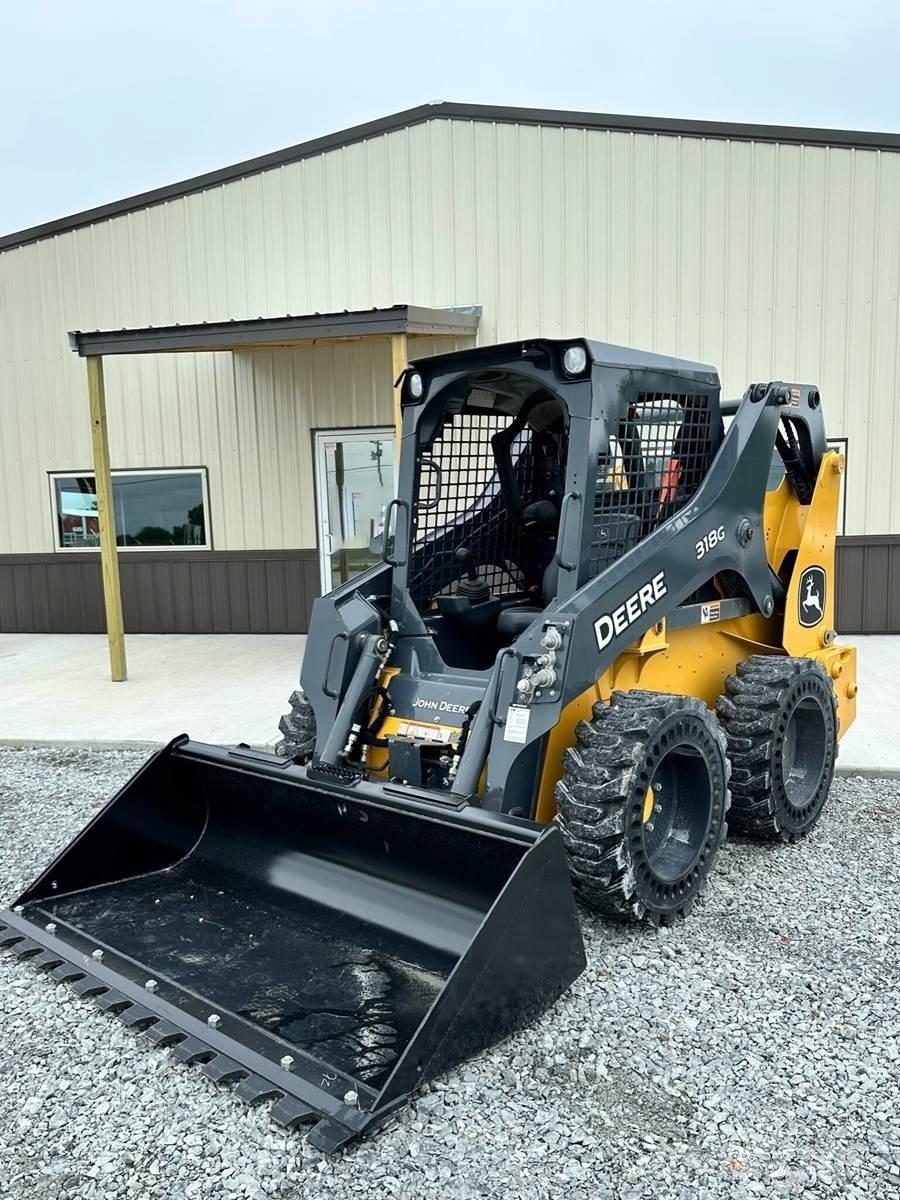 John Deere 318G Skid steer loderler