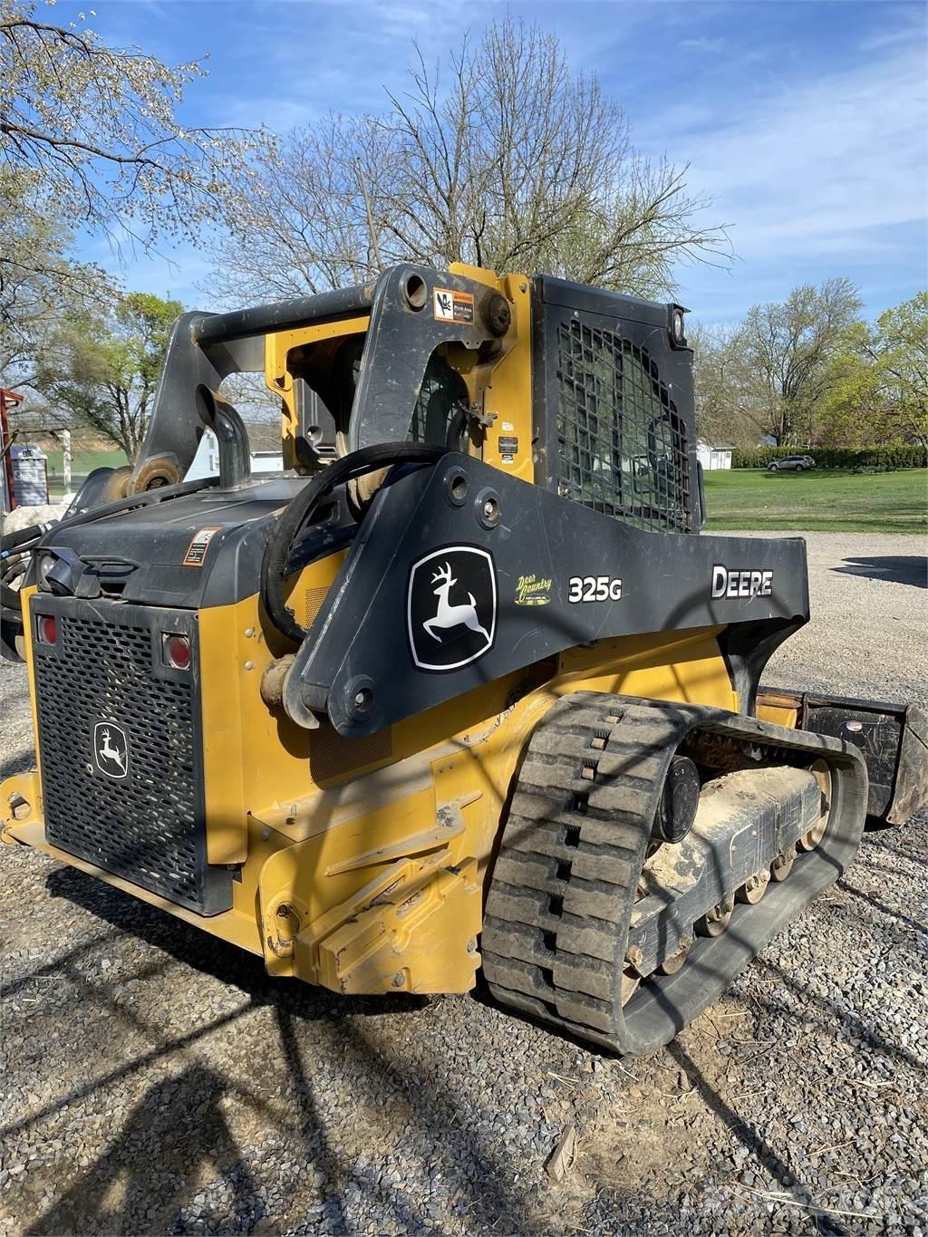 John Deere 325G Skid steer loderler