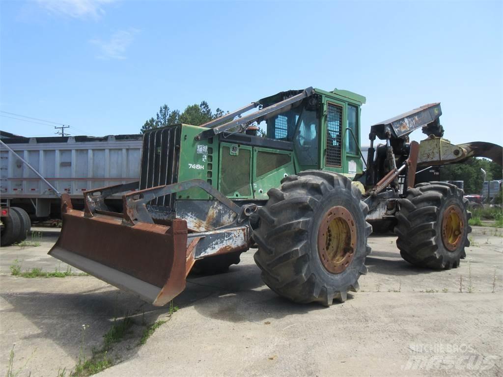 John Deere 748H Sürütücüler