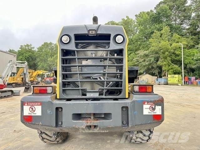 Komatsu WA320-8 Tekerlekli yükleyiciler